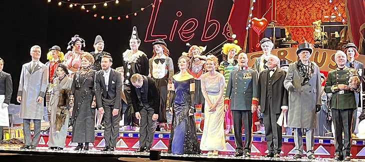 Finale Die Zirkusprinzessin im G&auml;rtnerplatztheater (&copy;Foto: Gaby Hildenbrandt) 